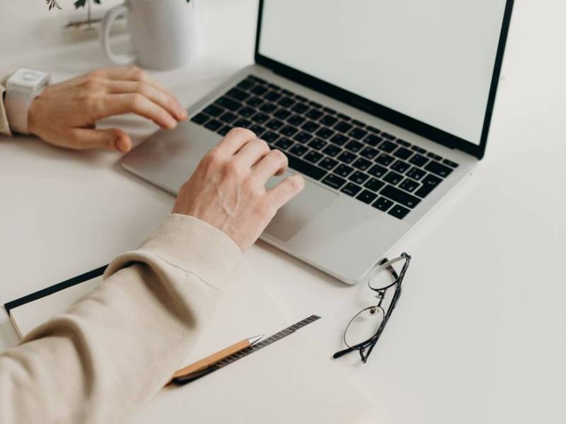 Why Being Happy =&nbsp;Success